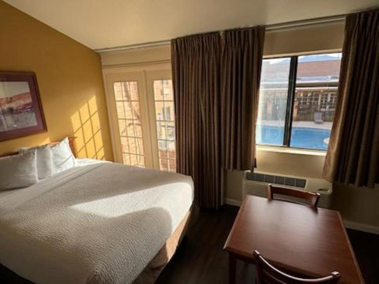 Clarion Inn Sierra Vista Kültér fotó