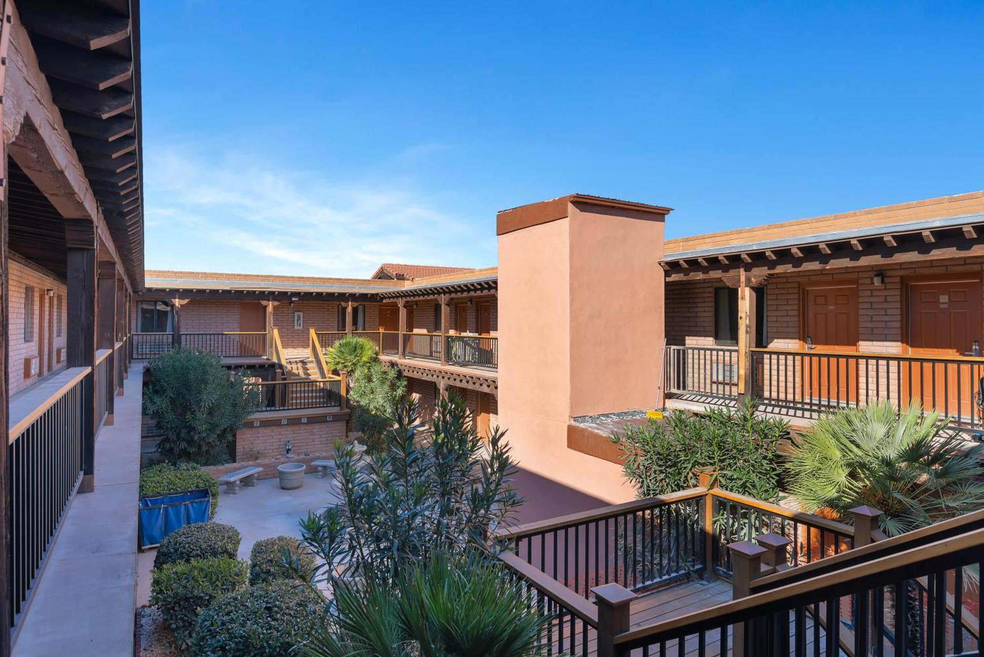Clarion Inn Sierra Vista Kültér fotó