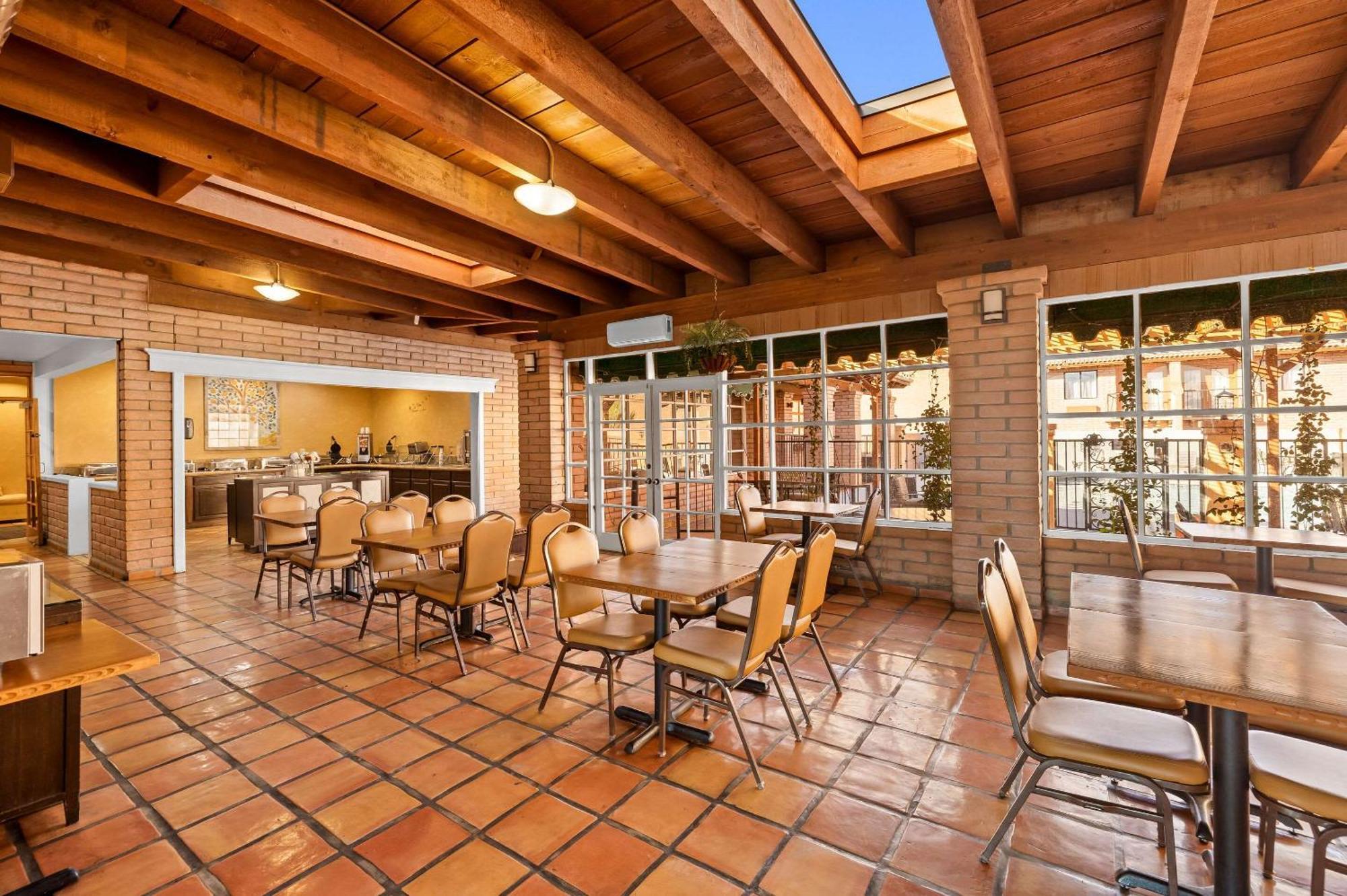 Clarion Inn Sierra Vista Kültér fotó